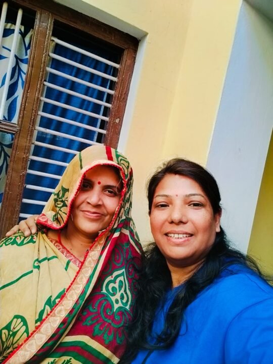 Shashi Singh with family support – the roots of Oh! So Achari’s journey.
